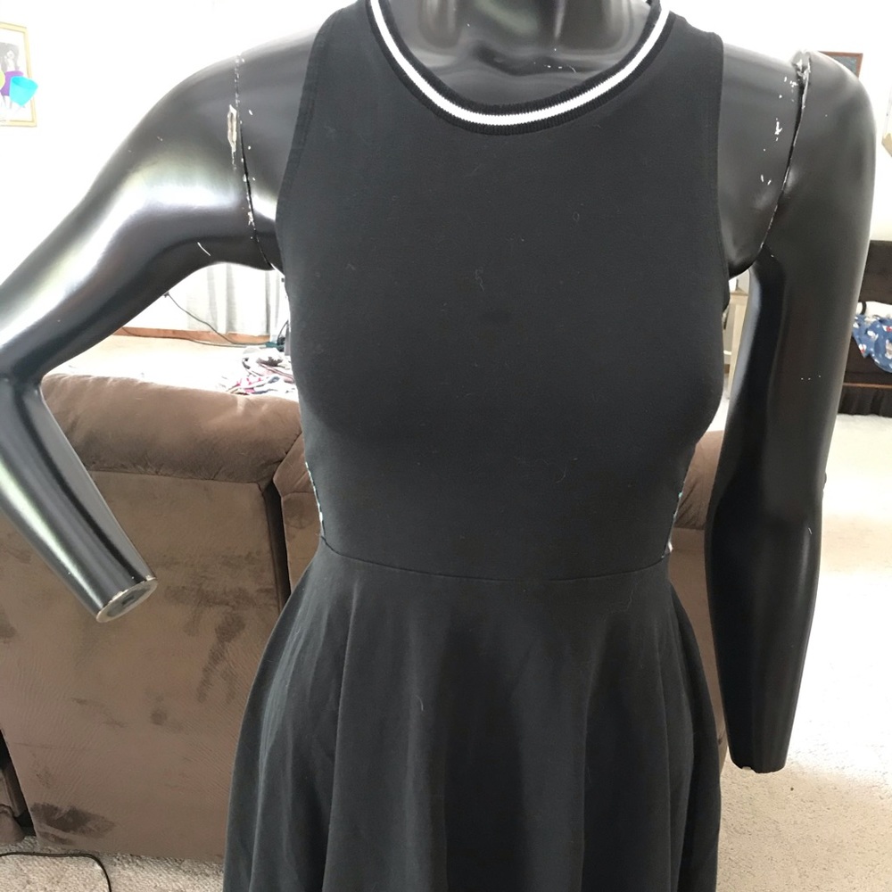 Black Floral Skater Dress Size Small sleeveless